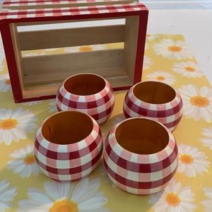 Vintage Red and White Plaid Napkin Ring Set